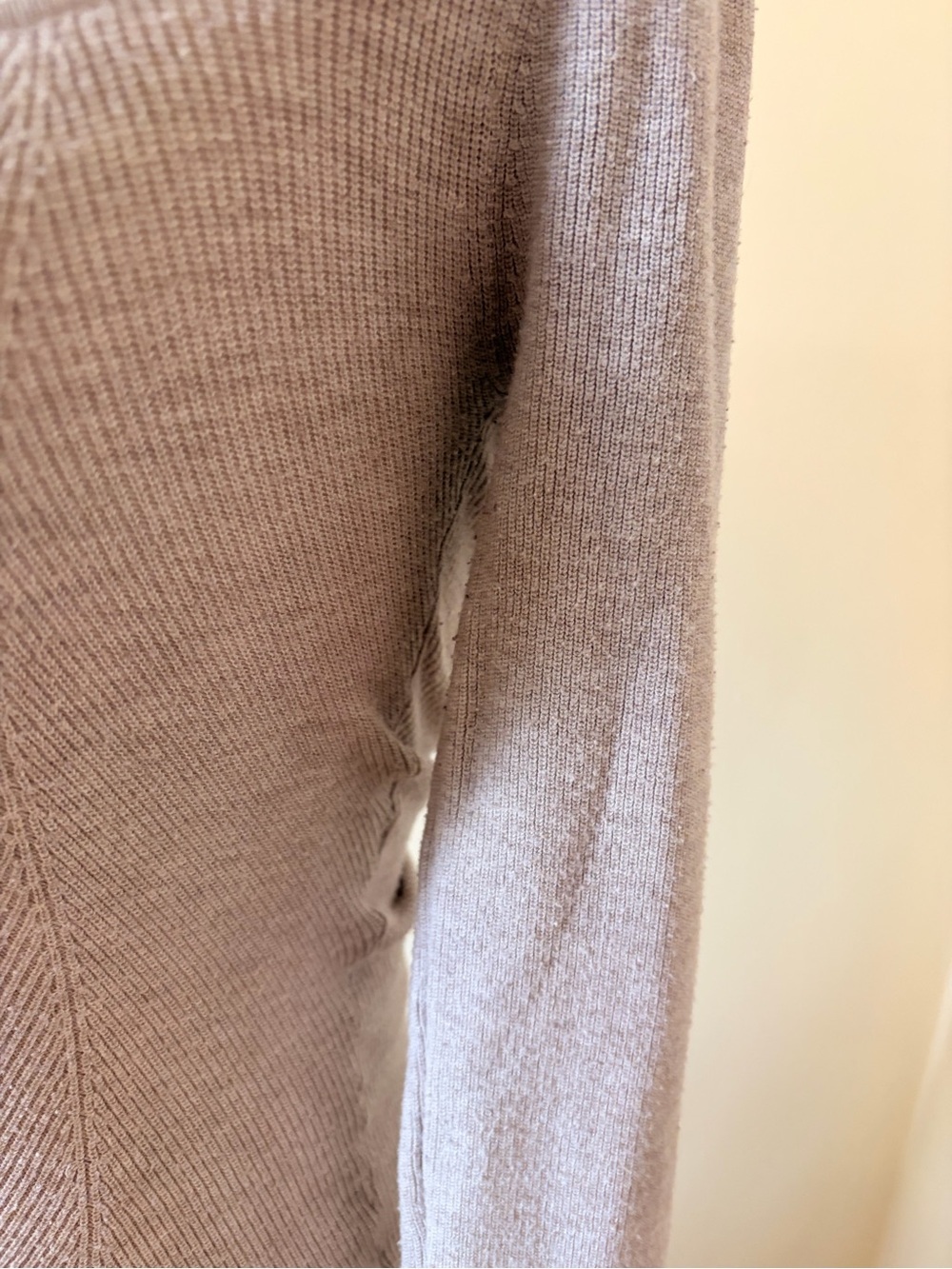 Wilfred Sweetheart Neckline Ribbed Top in Oatmeal - Picture 4 of 4